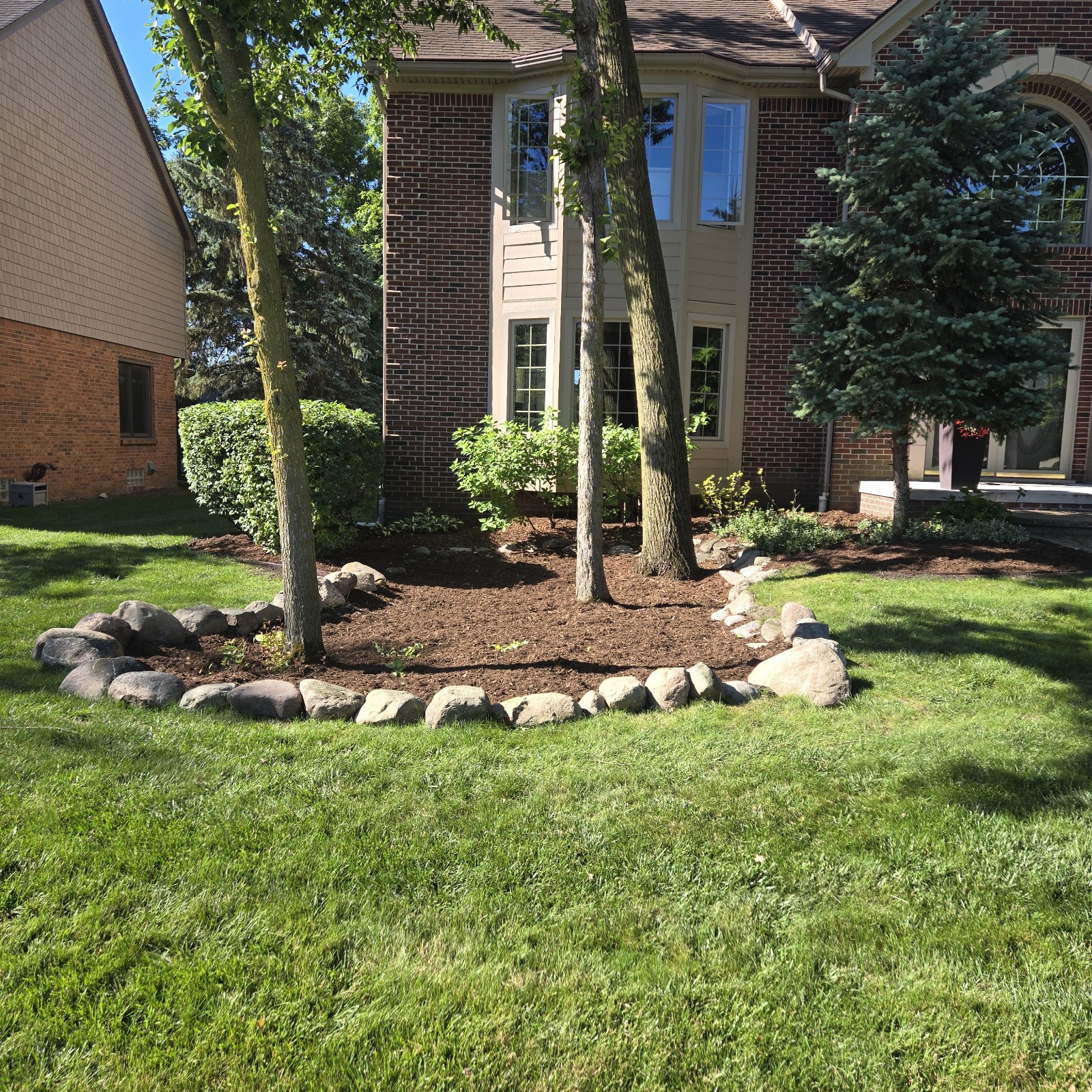 Debbie Gilchers Landscaping — photo