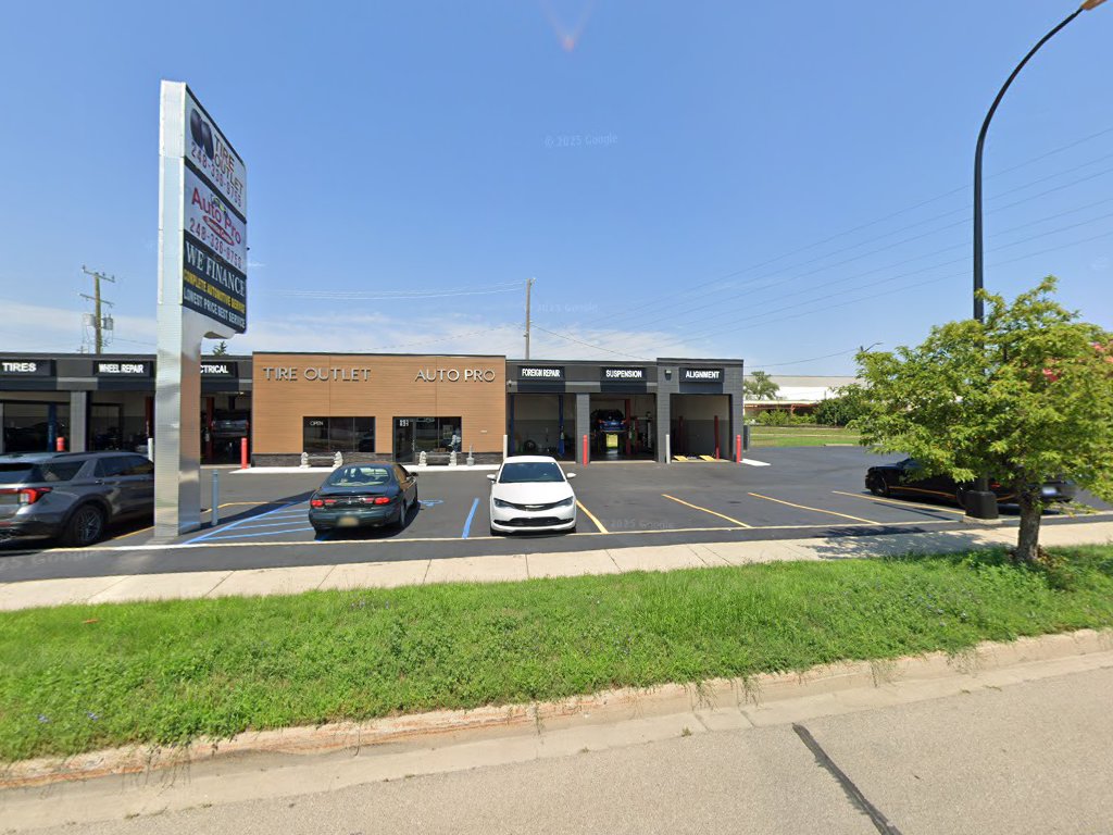 Ferndale Perfect lawn & landscaping in Ferndale