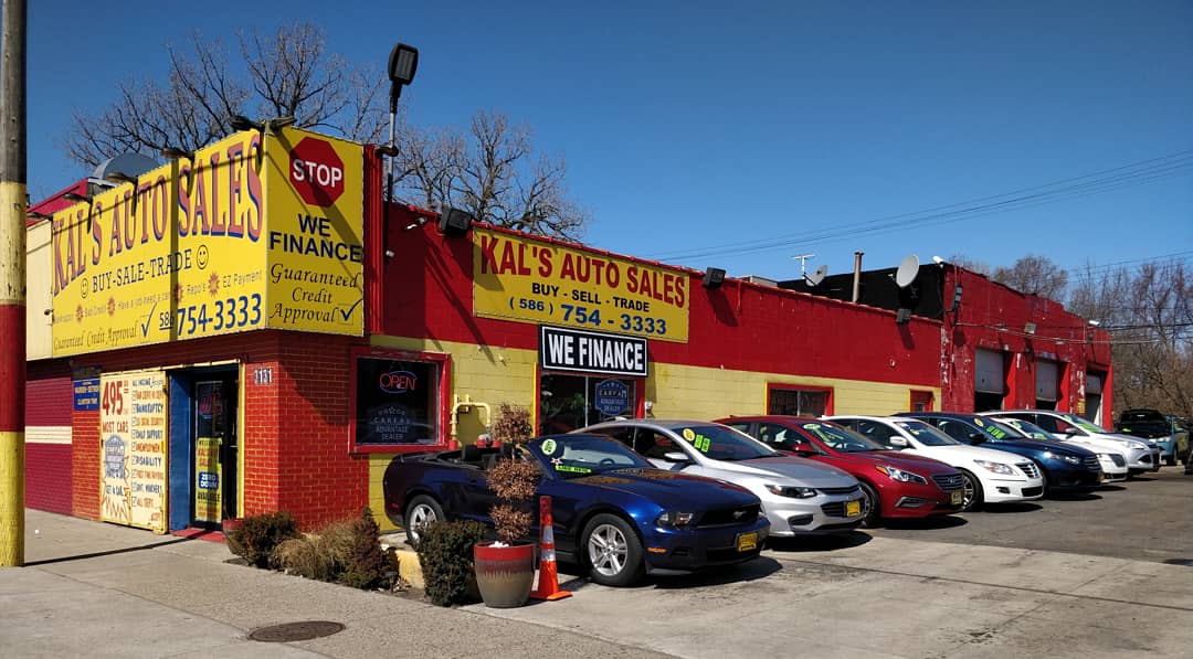 Kal's Auto Sales in Warren
