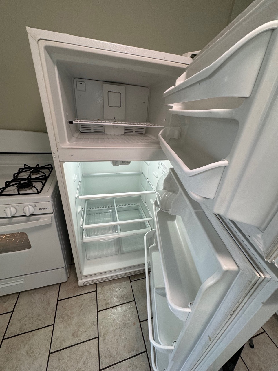 Steadfast Home & Business Services in Warren