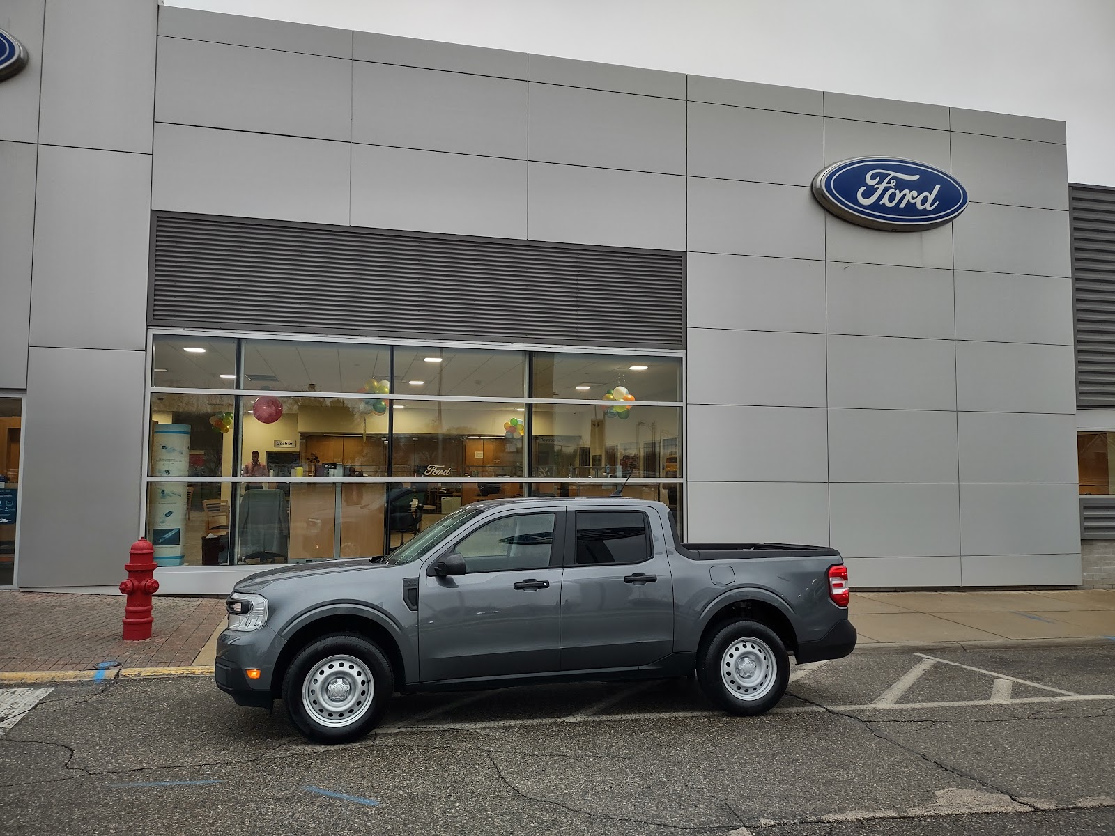 Suburban Ford of Ferndale — photo