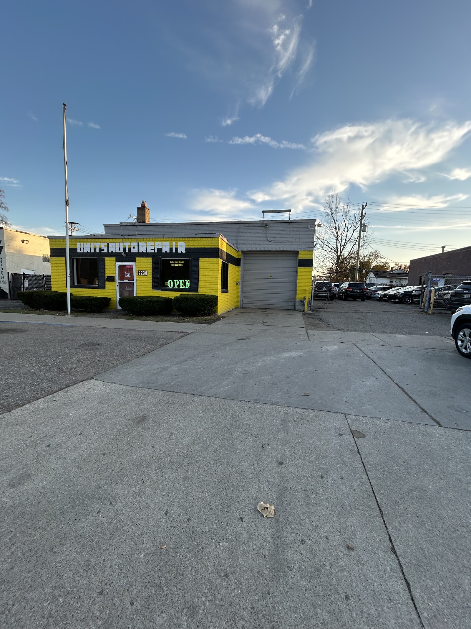 Units Auto Repair — photo
