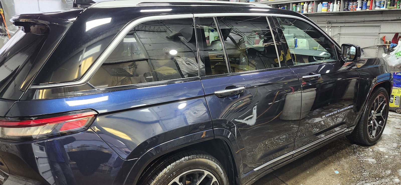 Visibly Clean Mobile car wash — photo